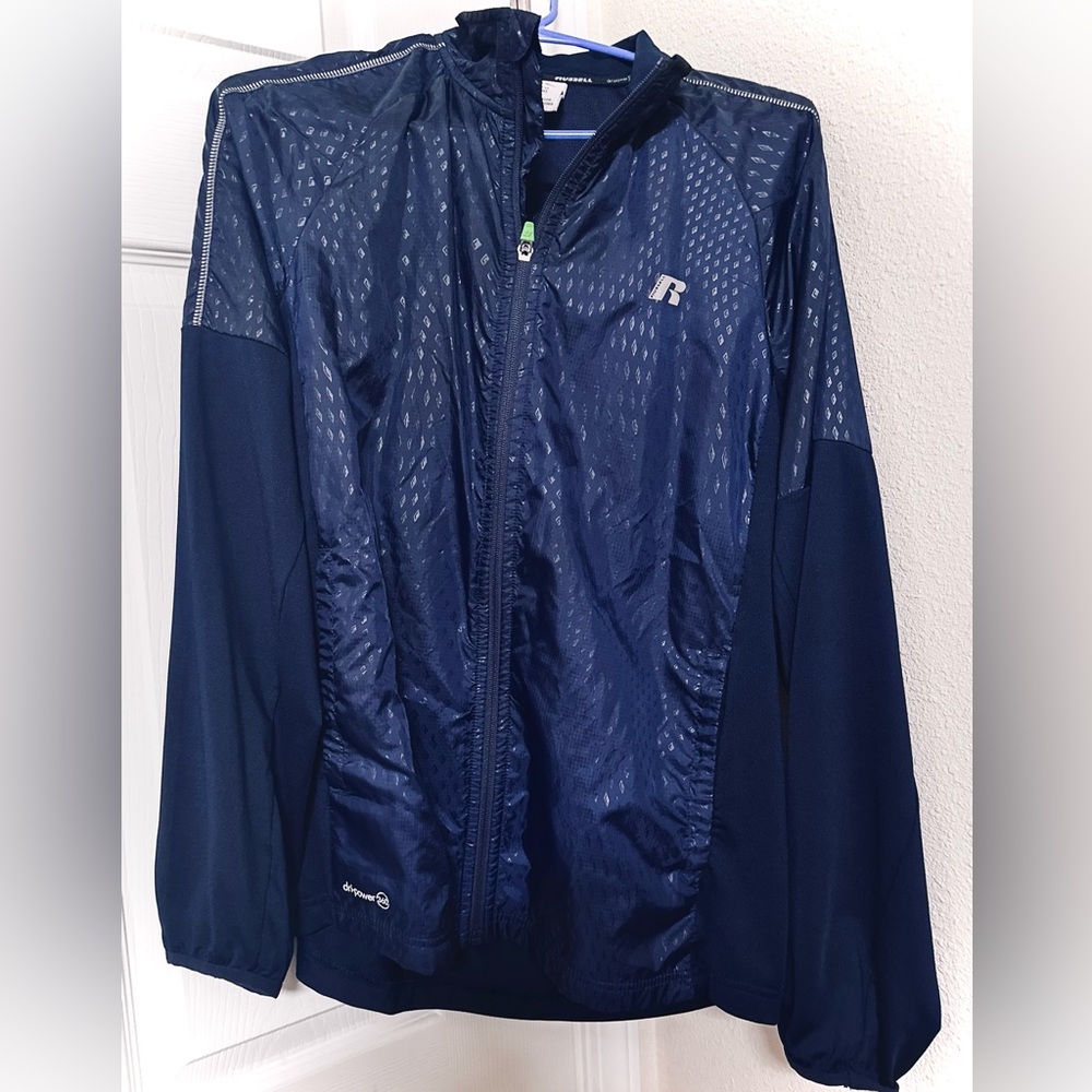 WOMANS/MENS SMALL LIGHTLY LINED RUSSELL (Dri-Power)JOGGER JACKET.